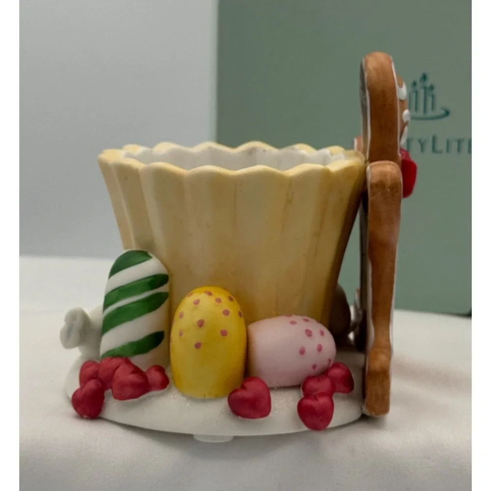 Partylite P7902 Gingerbread Votive holder - Candle Holder - NEW Open Box